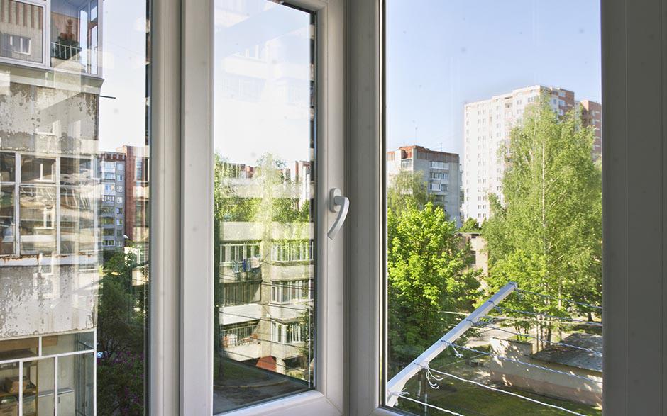 vitrine magasin sur mesure Clichy